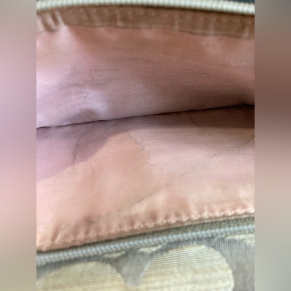 Pre-owned Gray and Pink lined Coach Wallet - Picture 9 of 12